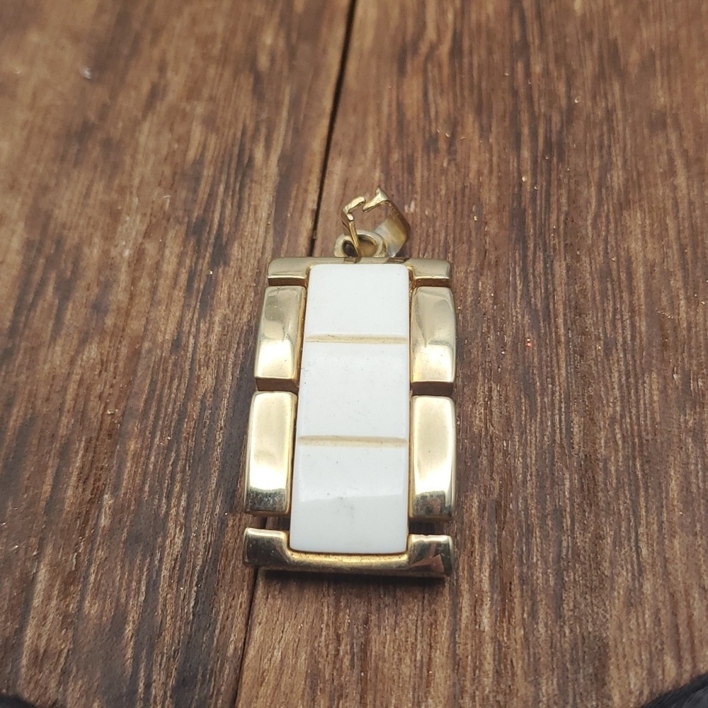 High end trendy buckle fashion necklace pendant‎